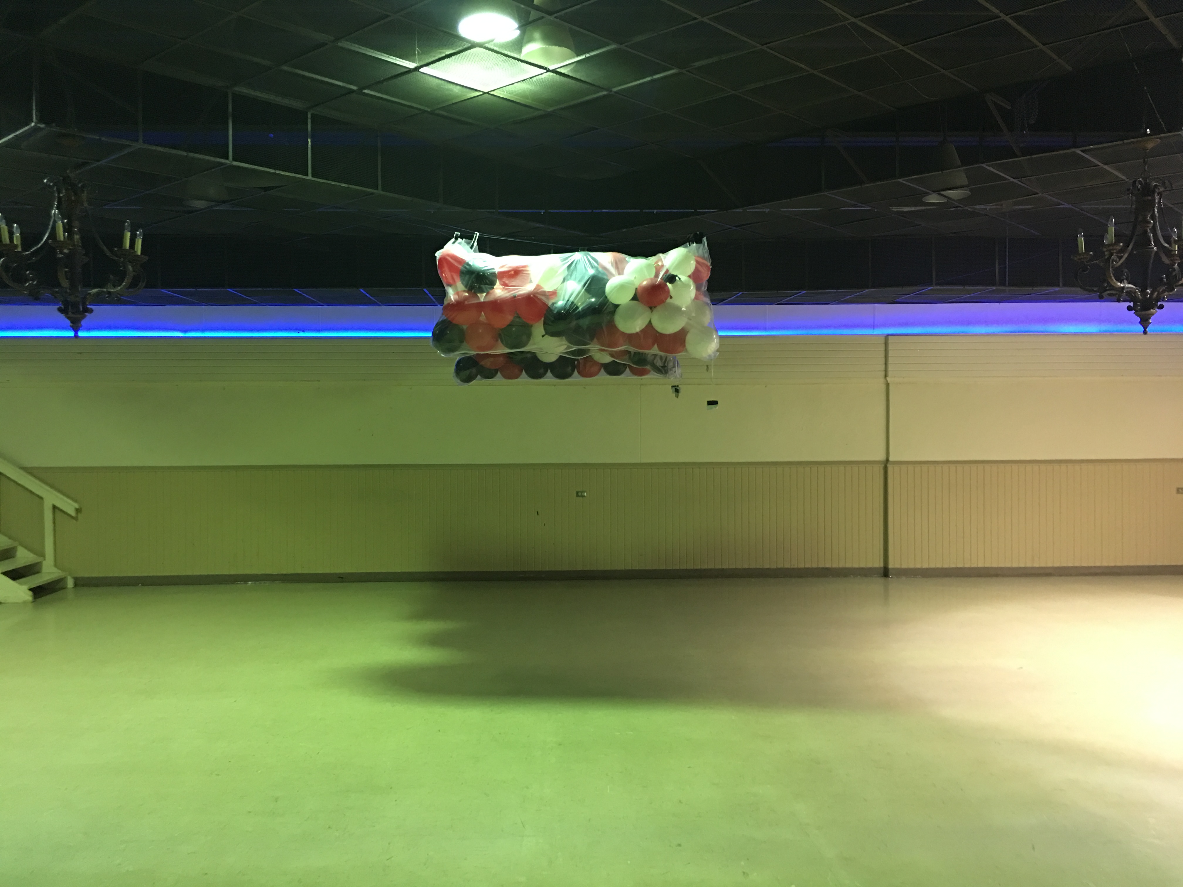 Saskatoon YXE Balloon Drop Rentals