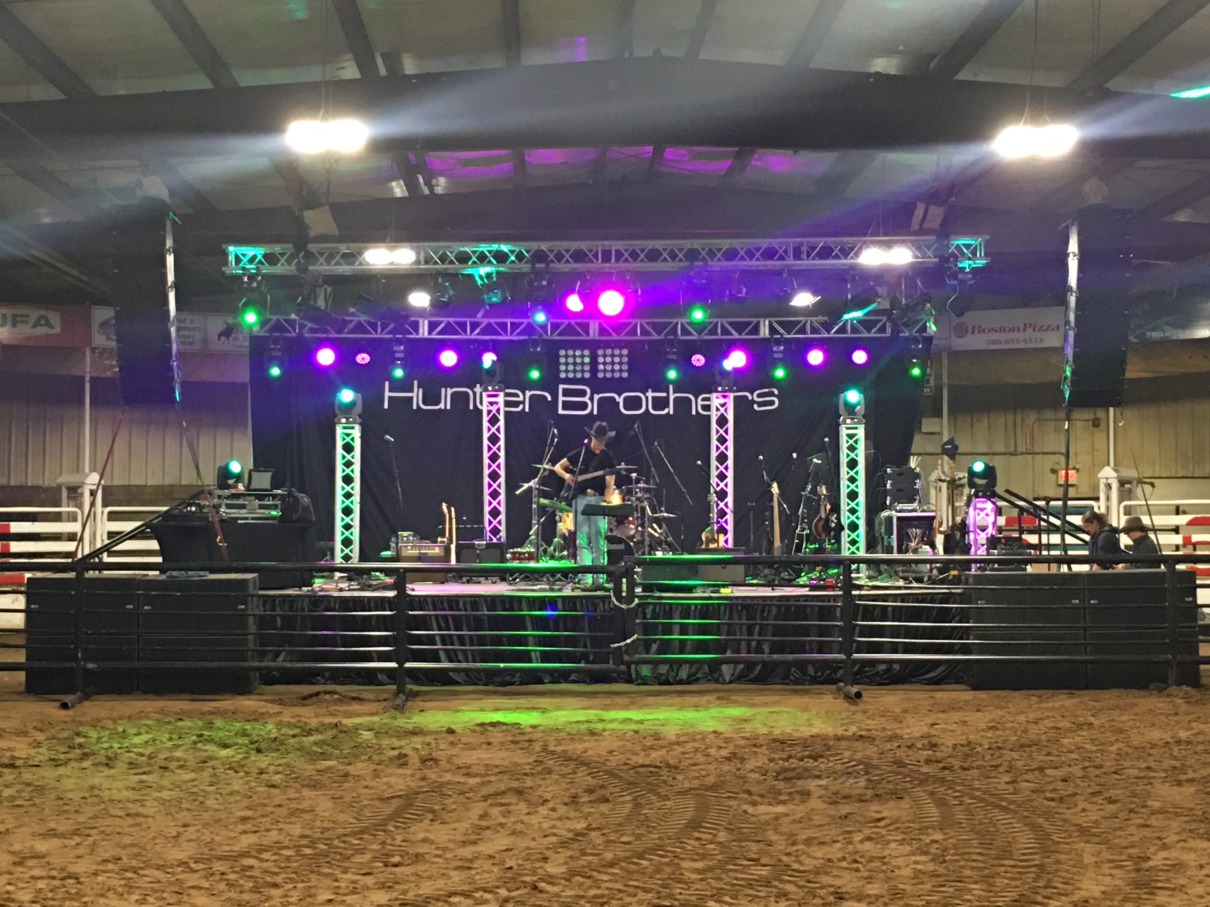 Saskatoon YXE Sound System Rentals  Line Array  Concert Music Festival Audio
