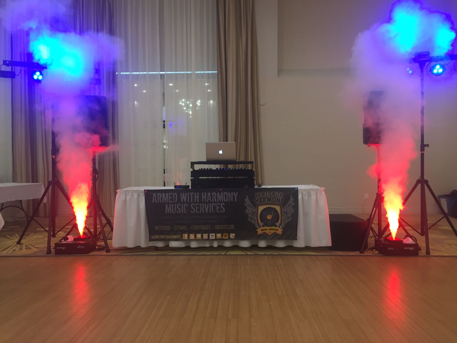  Saskatoon YXE Special Effect Smoke Fog Machine Geyser Rental