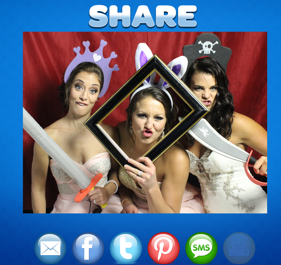 Saskatoon YXE Wedding Photo Booth Rentals  Special Event Photo Booth Rentals
