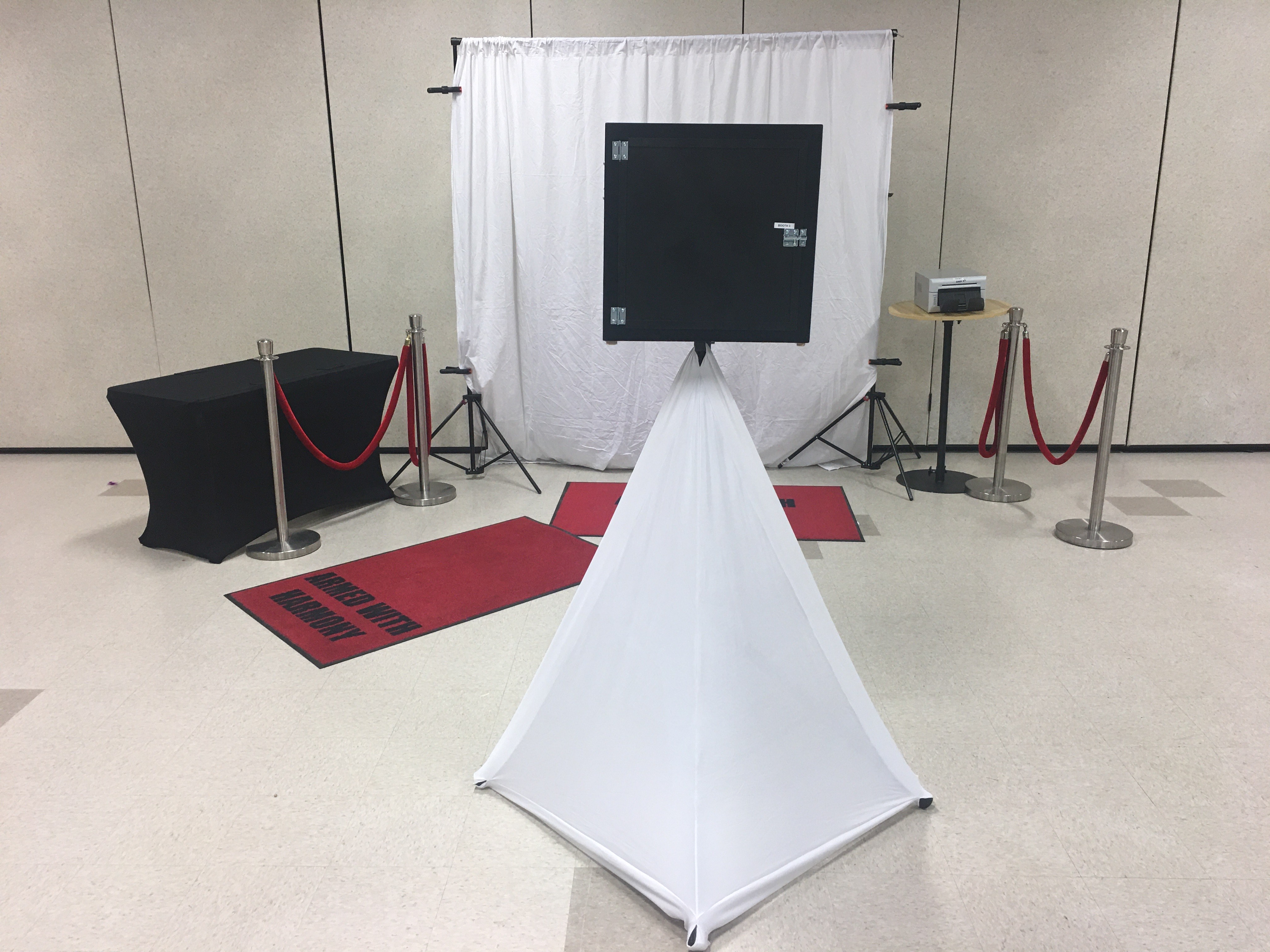 Saskatoon YXE Wedding Photo Booth Rentals  Special Event Photo Booth Rentals