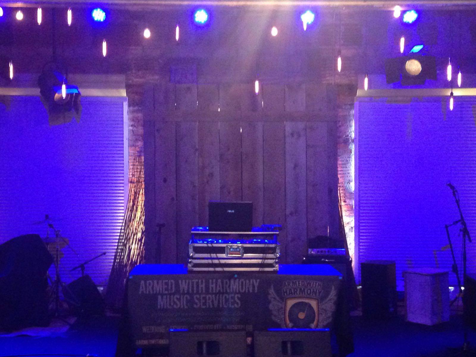 Village Guitar  AMP